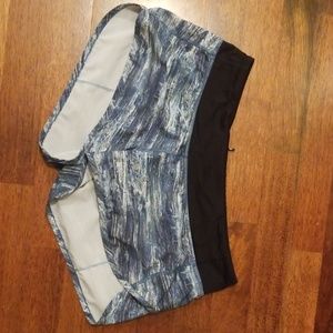 Lululemon shorts size 8